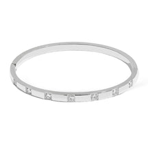 BANGLE Bracelet