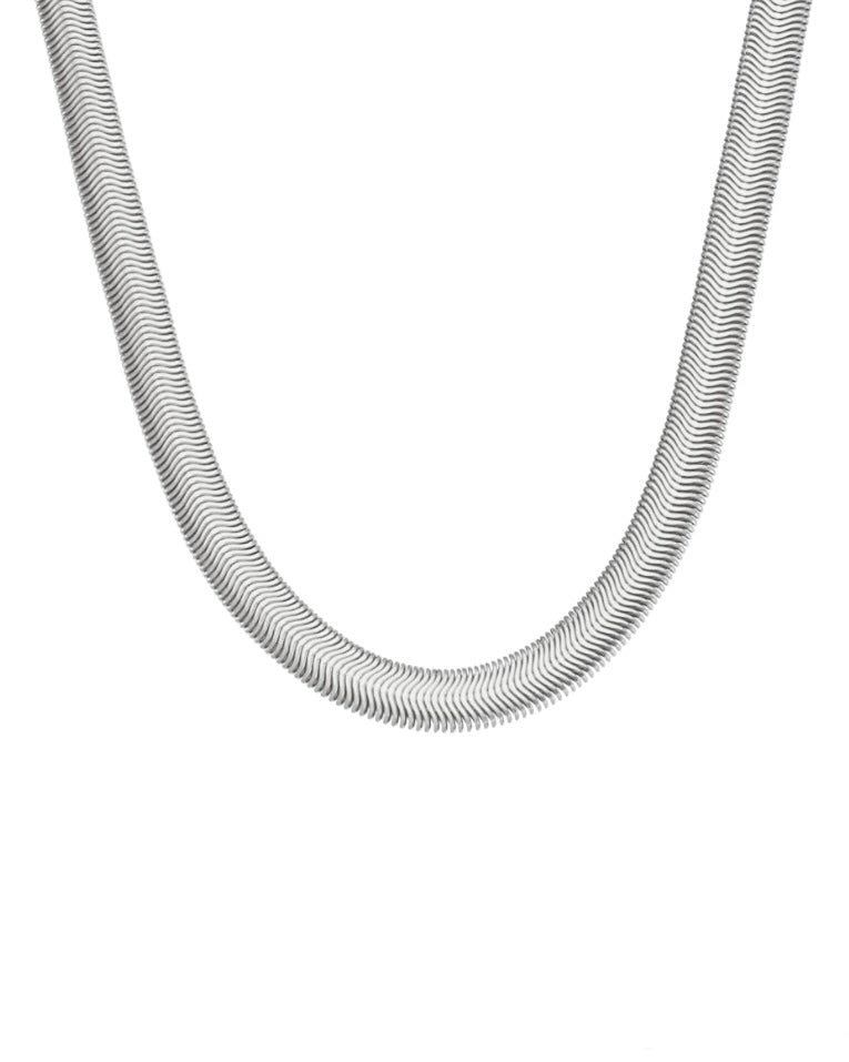 BOLD SNAKE Necklace